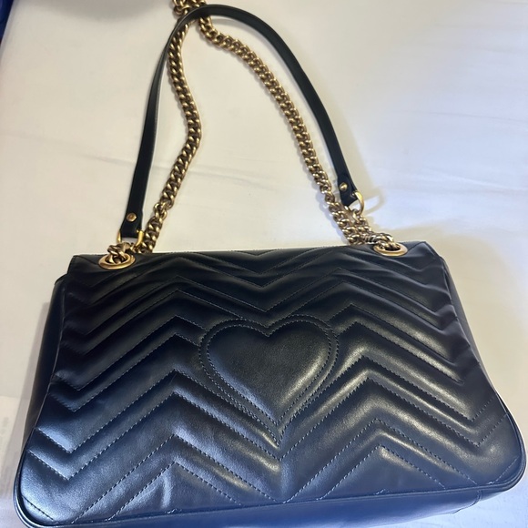 Gucci marmont  medium shoulder bag - Picture 2 of 14